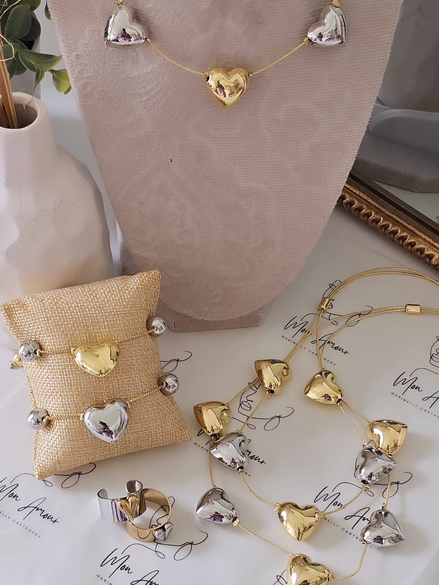 Corazón Dúo 🤍💛